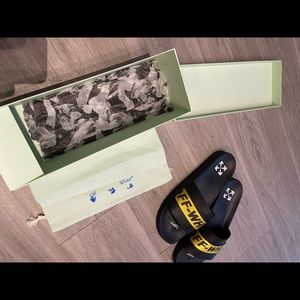 Off-White
Men's Industrial Leather Slide Sandals